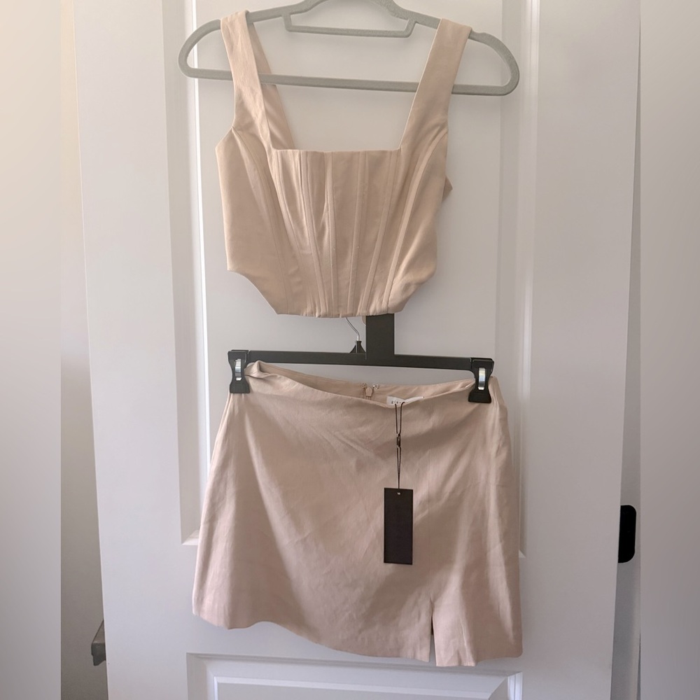 Gianni Bini Cream Mini Skirt+Top Set
